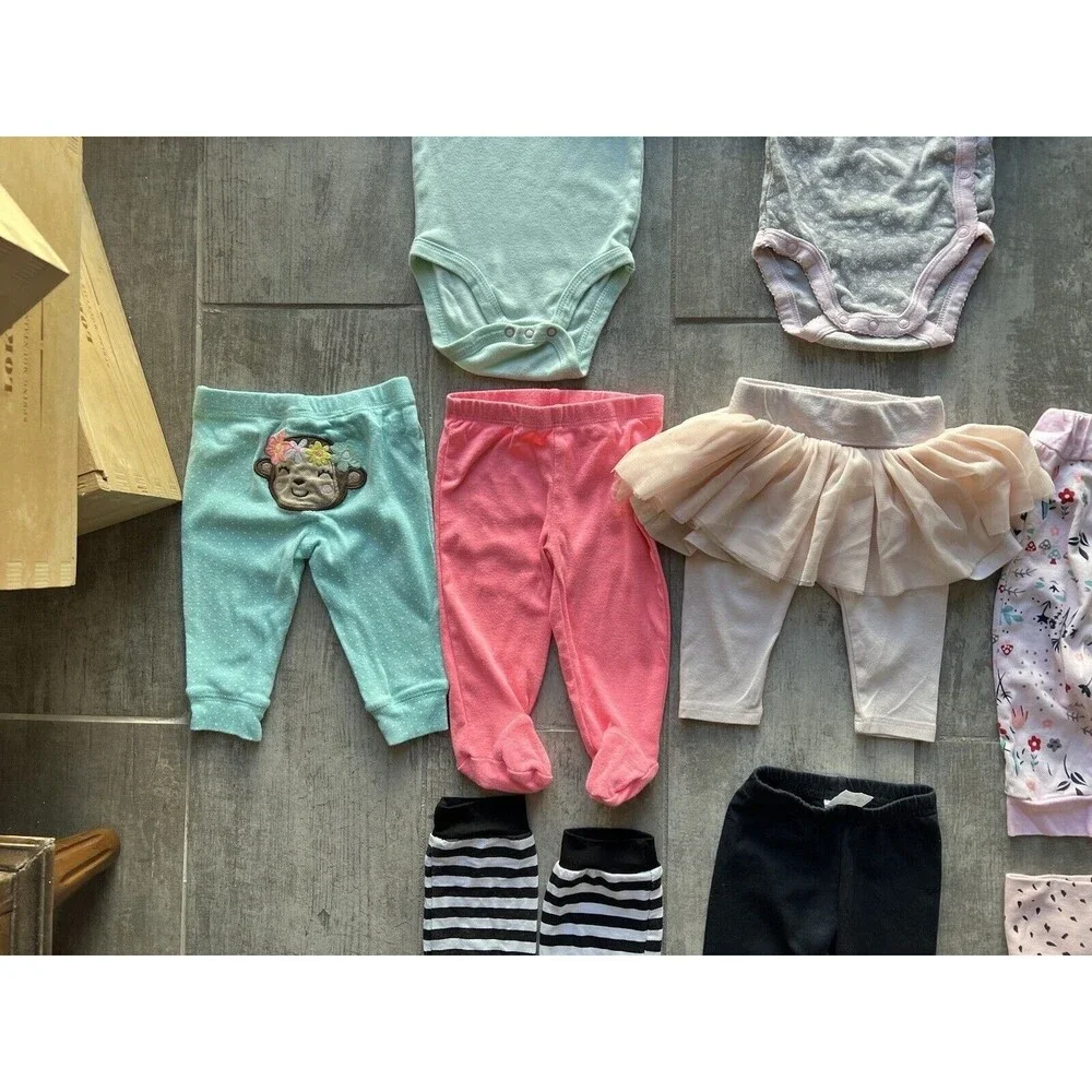 Baby Girl HUGE LOT Outfit Sets Mix & Match Wardrobe 16 Piece Pants Bodysuits 3m